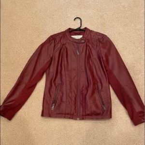 Brand New-Sebby Collection Faux Leather Jacket SMALL
Wine color
Nice stretch